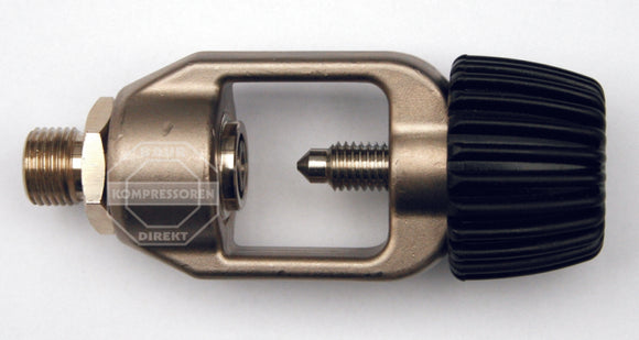 International Adaptor